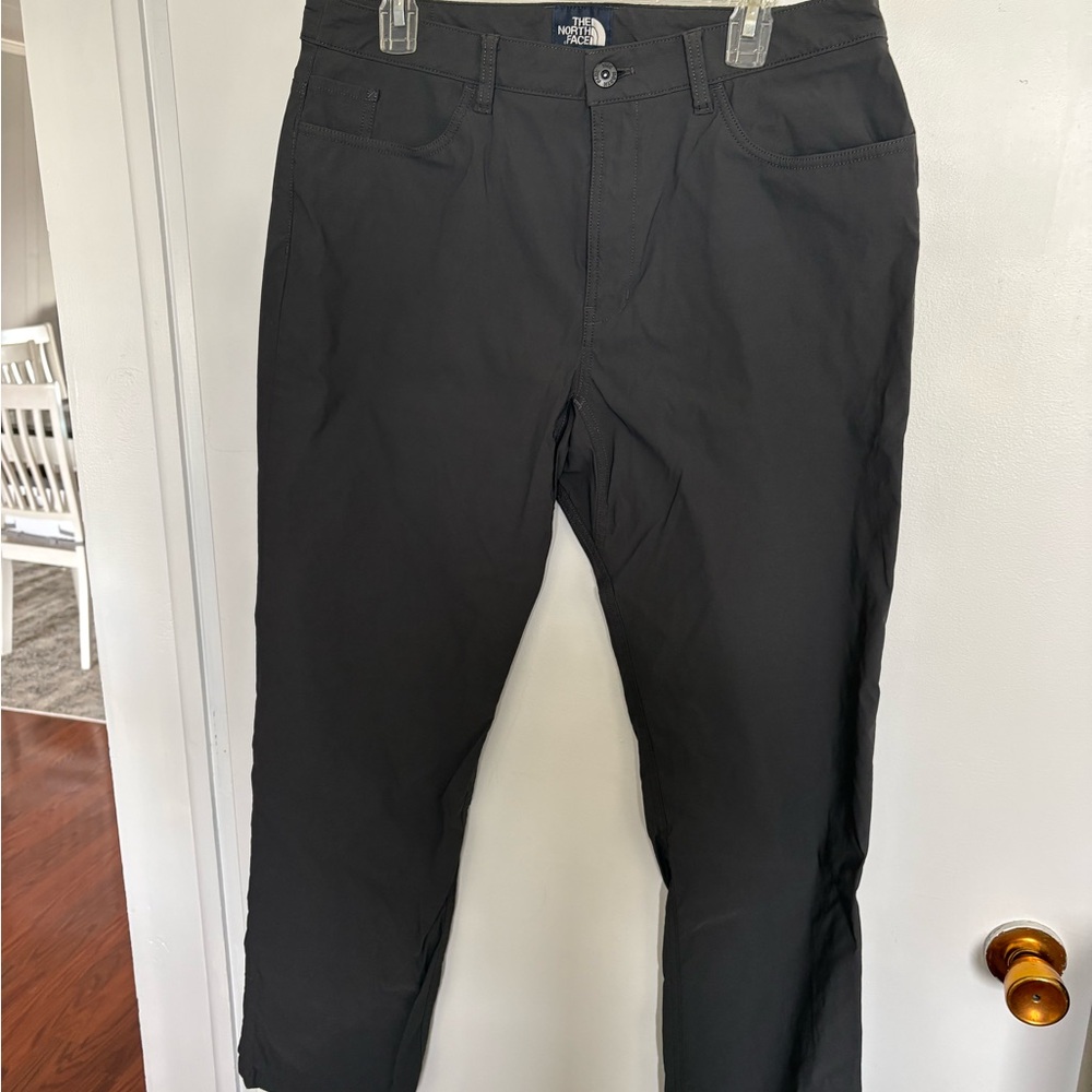 North Face men’s gray hiking trousers